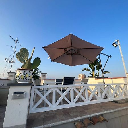 La Terrazza Sul Cielo Appartement Catánia Buitenkant foto