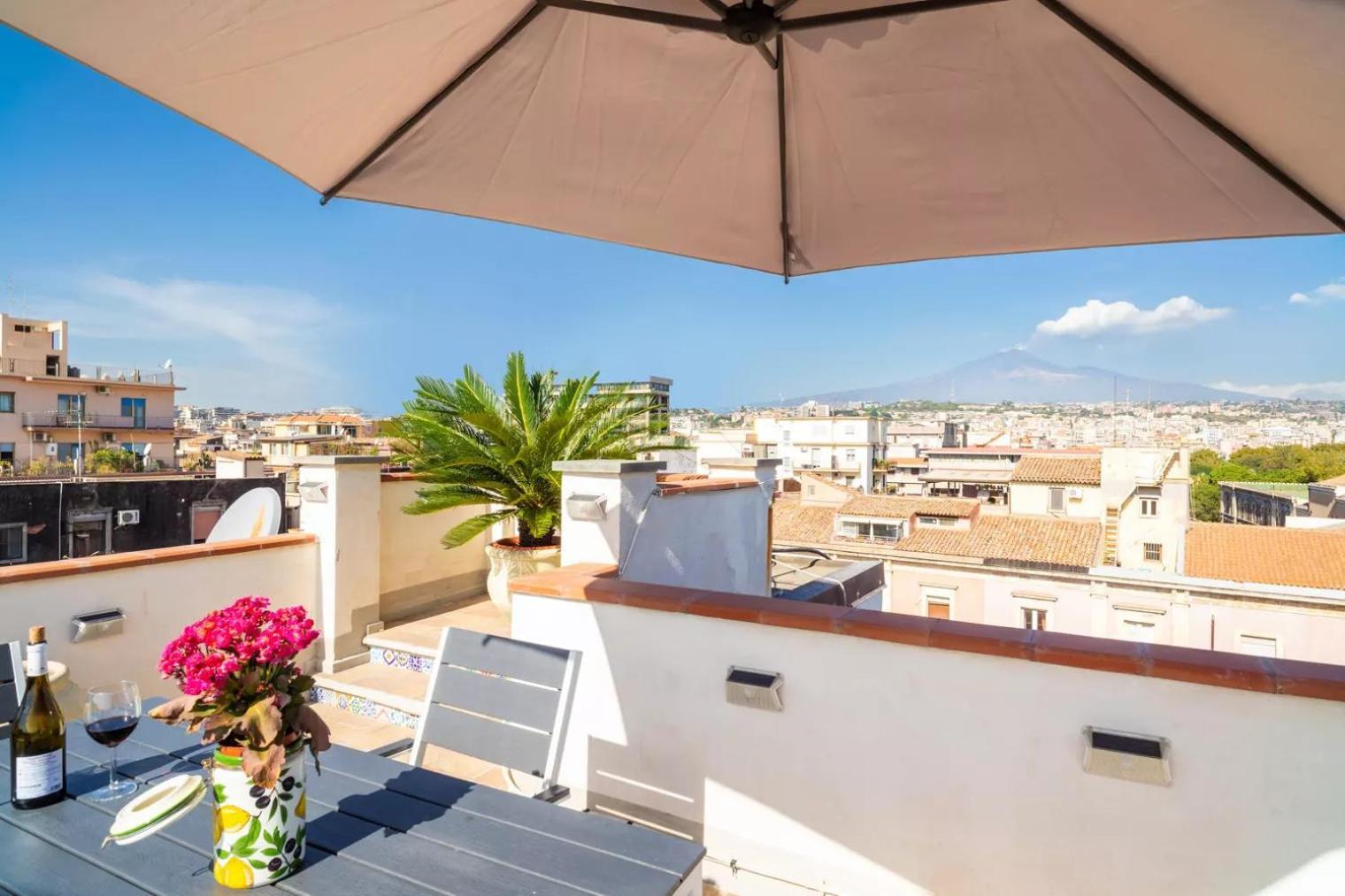 La Terrazza Sul Cielo Appartement Catánia Buitenkant foto